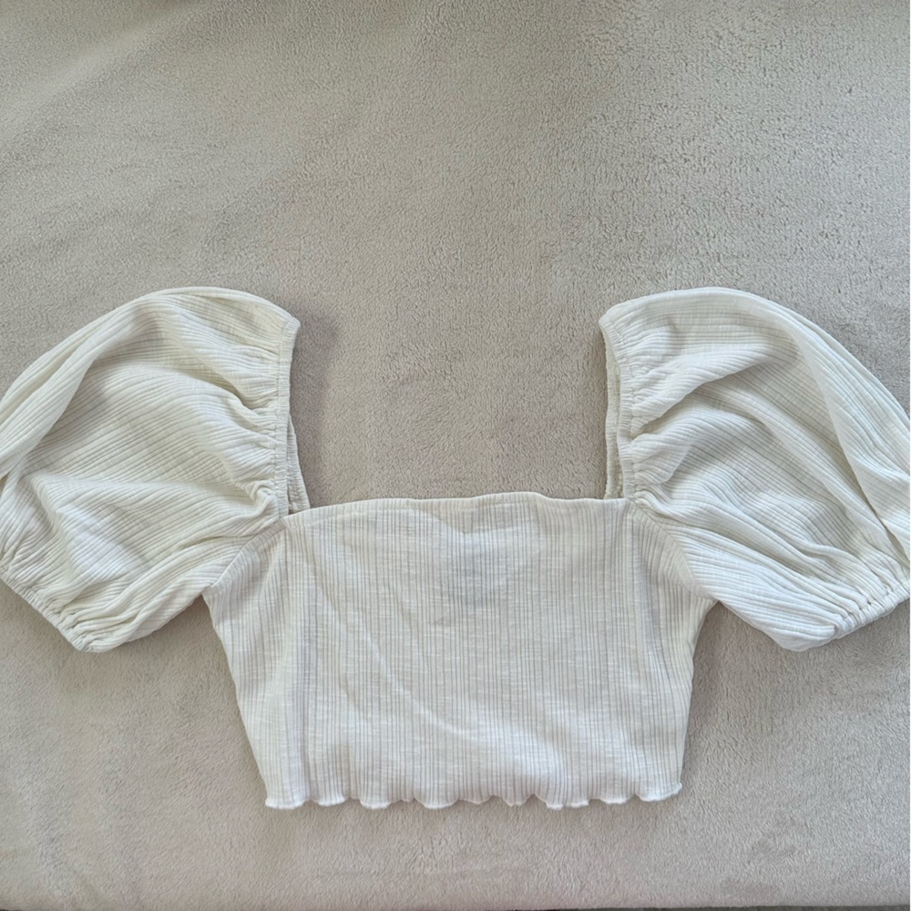 White crop top